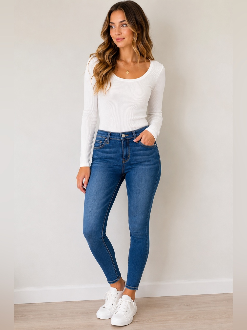 Judy Blue Women's Skinny Jeans - Medium Blue Wash